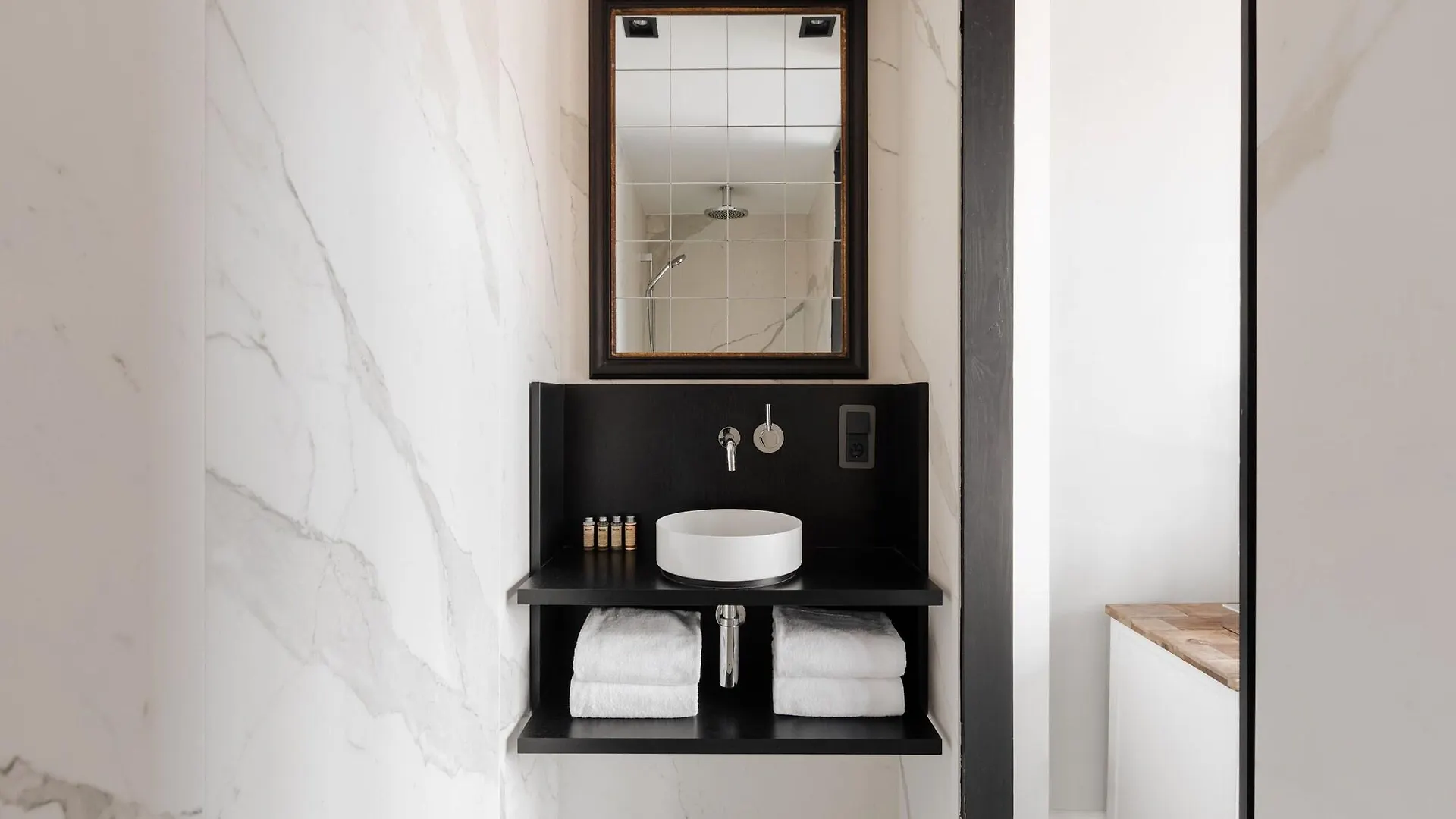 Hotel Piet Hein Амстердам