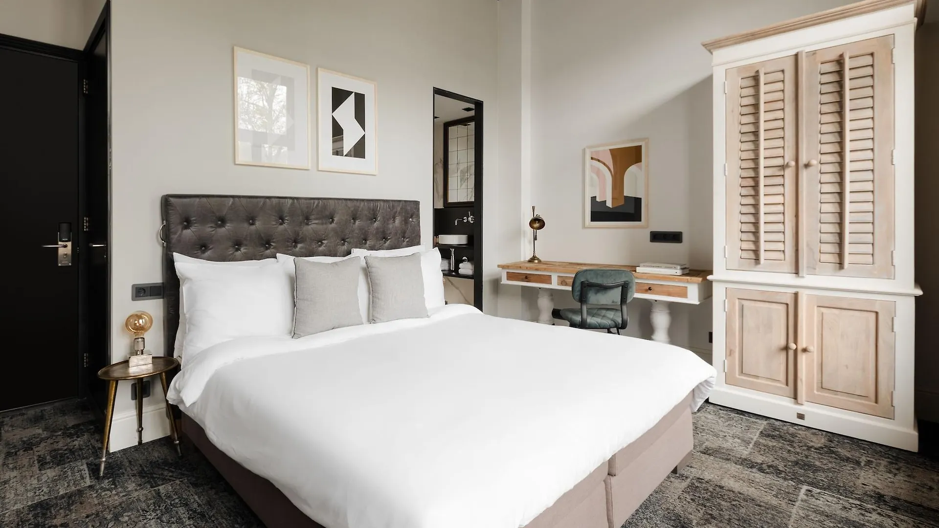 Hotel Piet Hein Амстердам